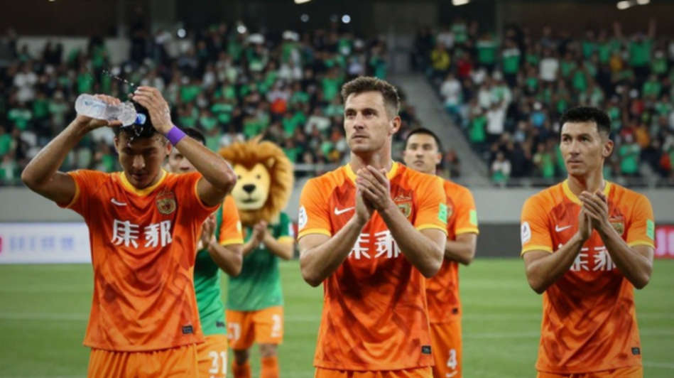 Jamal Musiala và chứng vắng ý thức: Bayern Munich, đội tuyển Đức và cách họ học đếm những giây im lặng